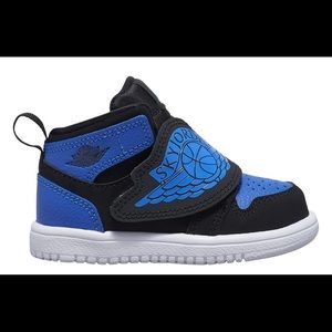 Sky Jordan 1 ‘TD ‘Hyper Royal’